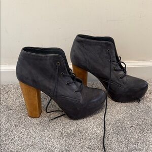 Steve Madden Black and Tan Heeled Boots